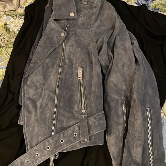 Andrew Marc NEW YORK, gray suede leather with lots of zippers,belt, bomber coat! - Picture 13 of 14